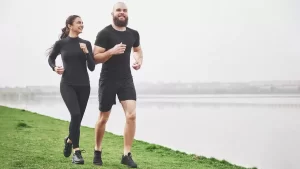 Tập kháng lực giúp xây dựng cơ bắp, sức mạnh hiệu quả hơn so với các bài cardio hay HIIT.